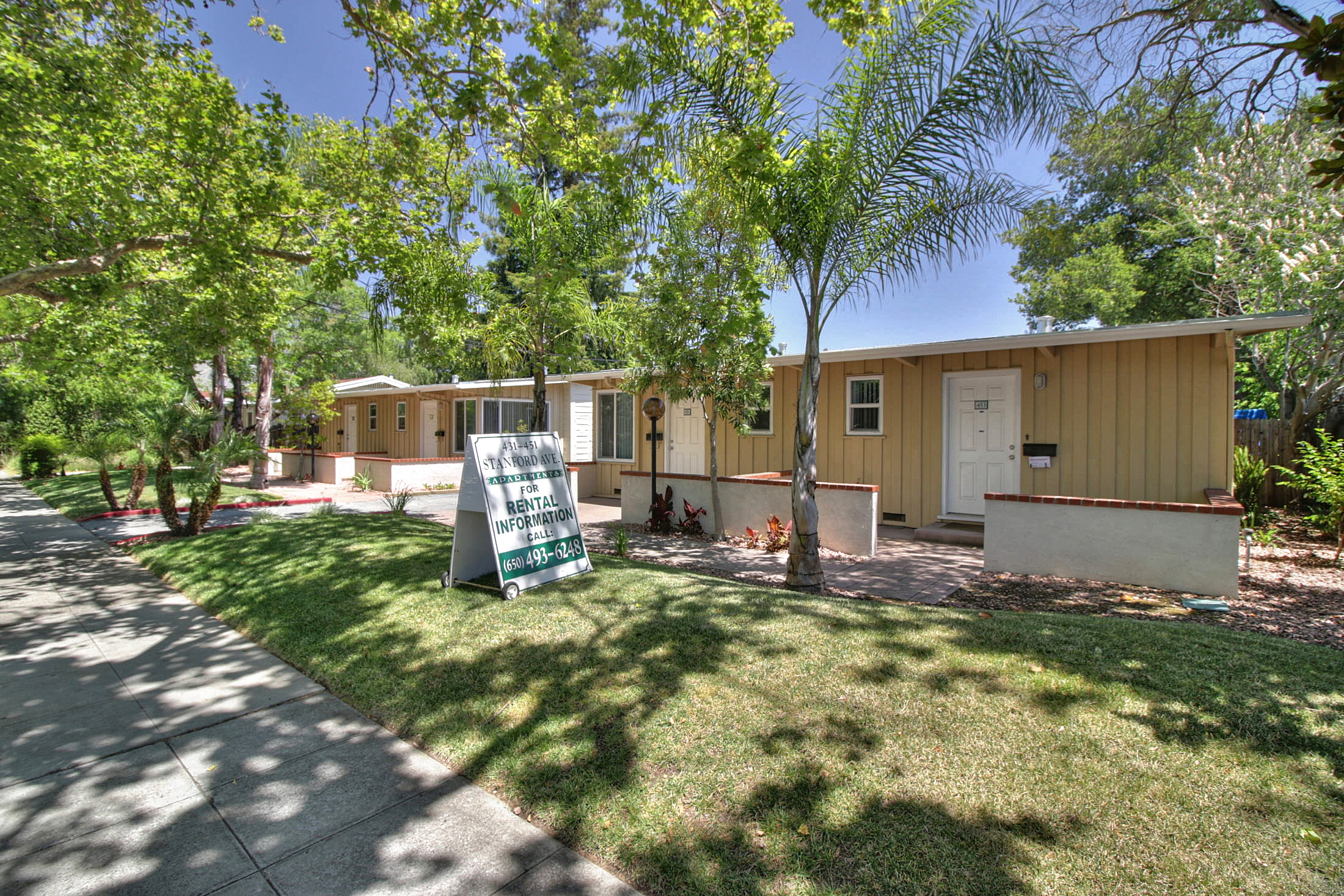 Stanford Apartments photo 4
